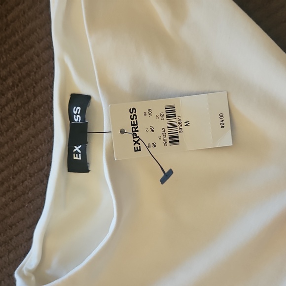 Express Top - Picture 3 of 3